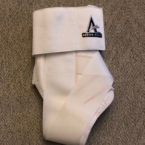 Active Ankle ankle brace